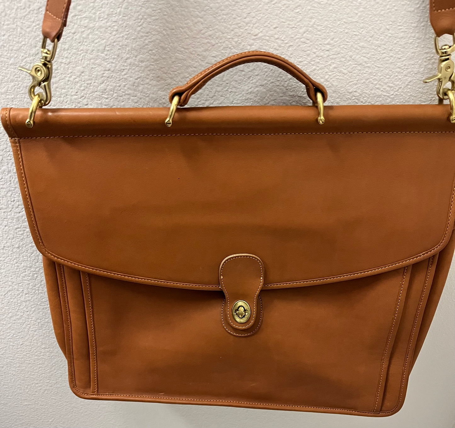 Vintage Leather COACH Shoulder Bag