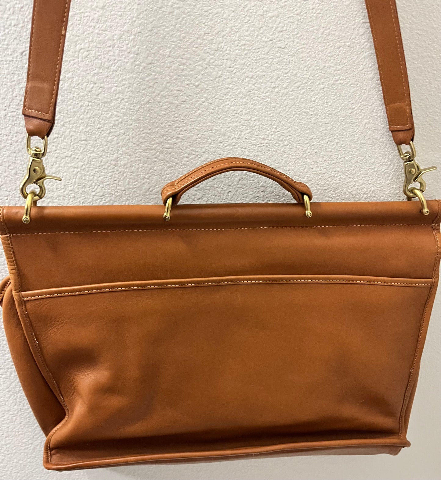 Vintage Leather COACH Shoulder Bag