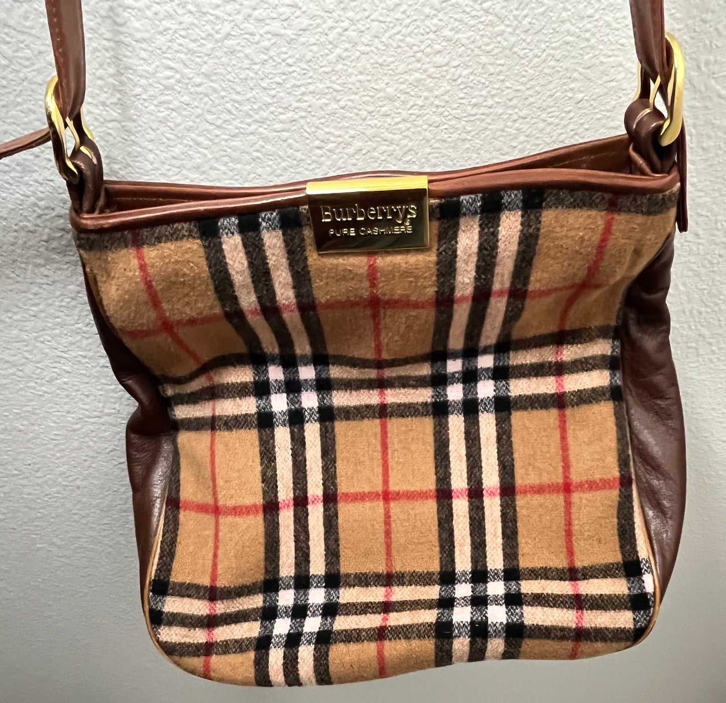 Vintage BURBERRY Shoulder Bag - Cashmere Collection